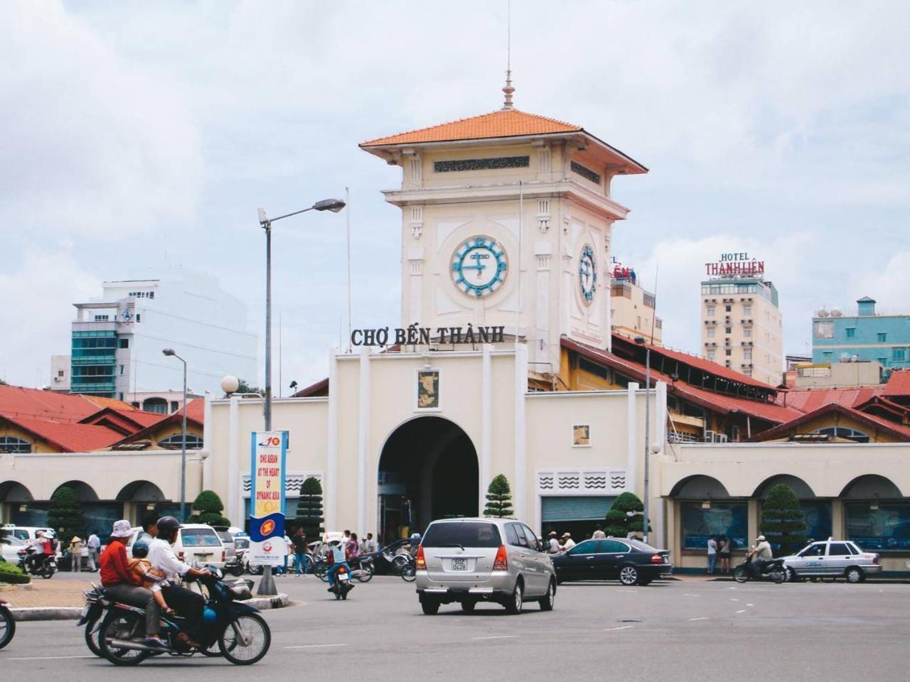 The Art - Vitamin Smiles Hostel Bandar Ho Chi Minh Luaran gambar