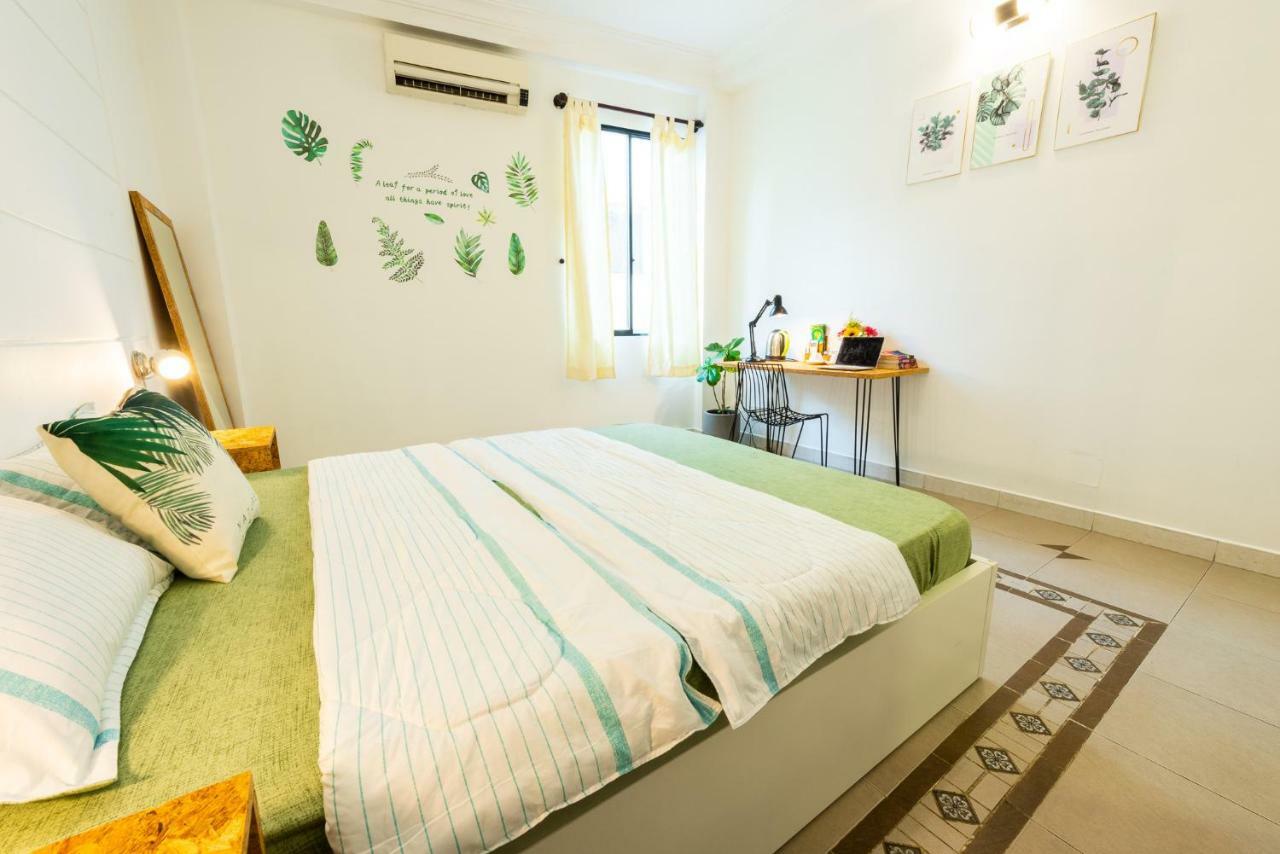 The Art - Vitamin Smiles Hostel Bandar Ho Chi Minh Luaran gambar