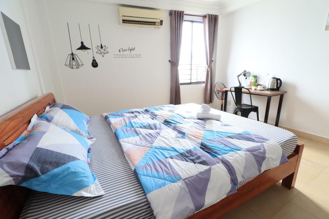 The Art - Vitamin Smiles Hostel Bandar Ho Chi Minh Luaran gambar