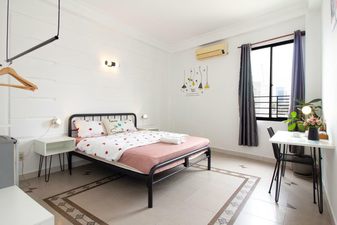 The Art - Vitamin Smiles Hostel Bandar Ho Chi Minh Luaran gambar