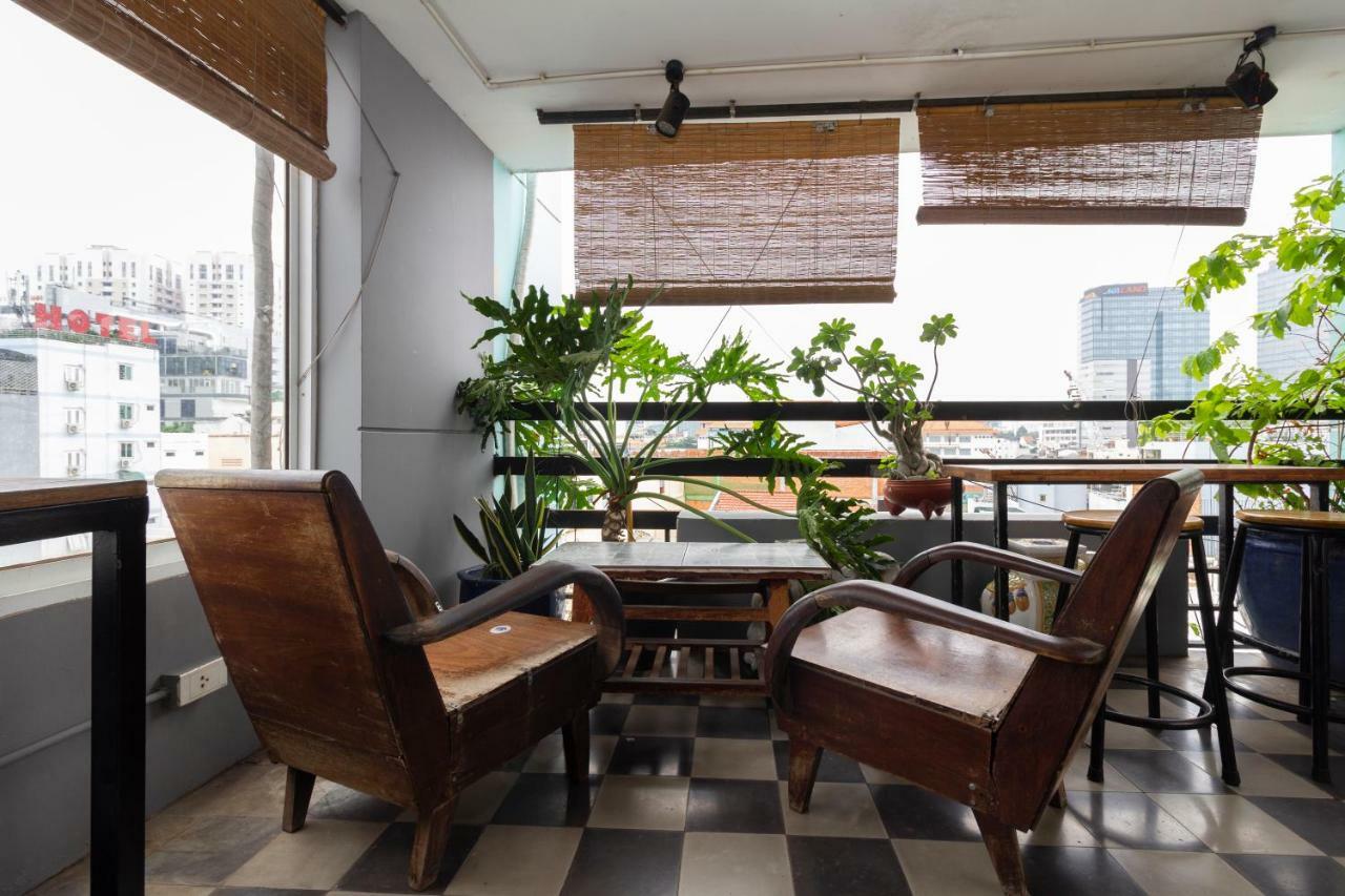 The Art - Vitamin Smiles Hostel Bandar Ho Chi Minh Luaran gambar