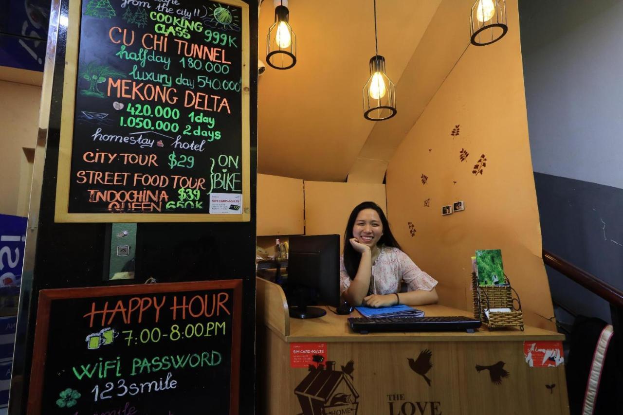 The Art - Vitamin Smiles Hostel Bandar Ho Chi Minh Luaran gambar