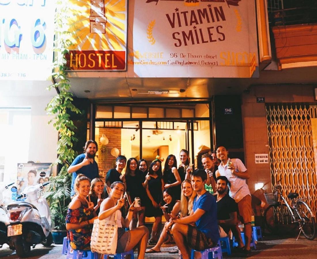 The Art - Vitamin Smiles Hostel Bandar Ho Chi Minh Luaran gambar