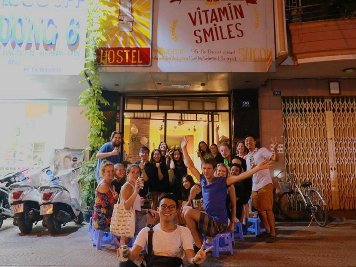 The Art - Vitamin Smiles Hostel Bandar Ho Chi Minh Luaran gambar
